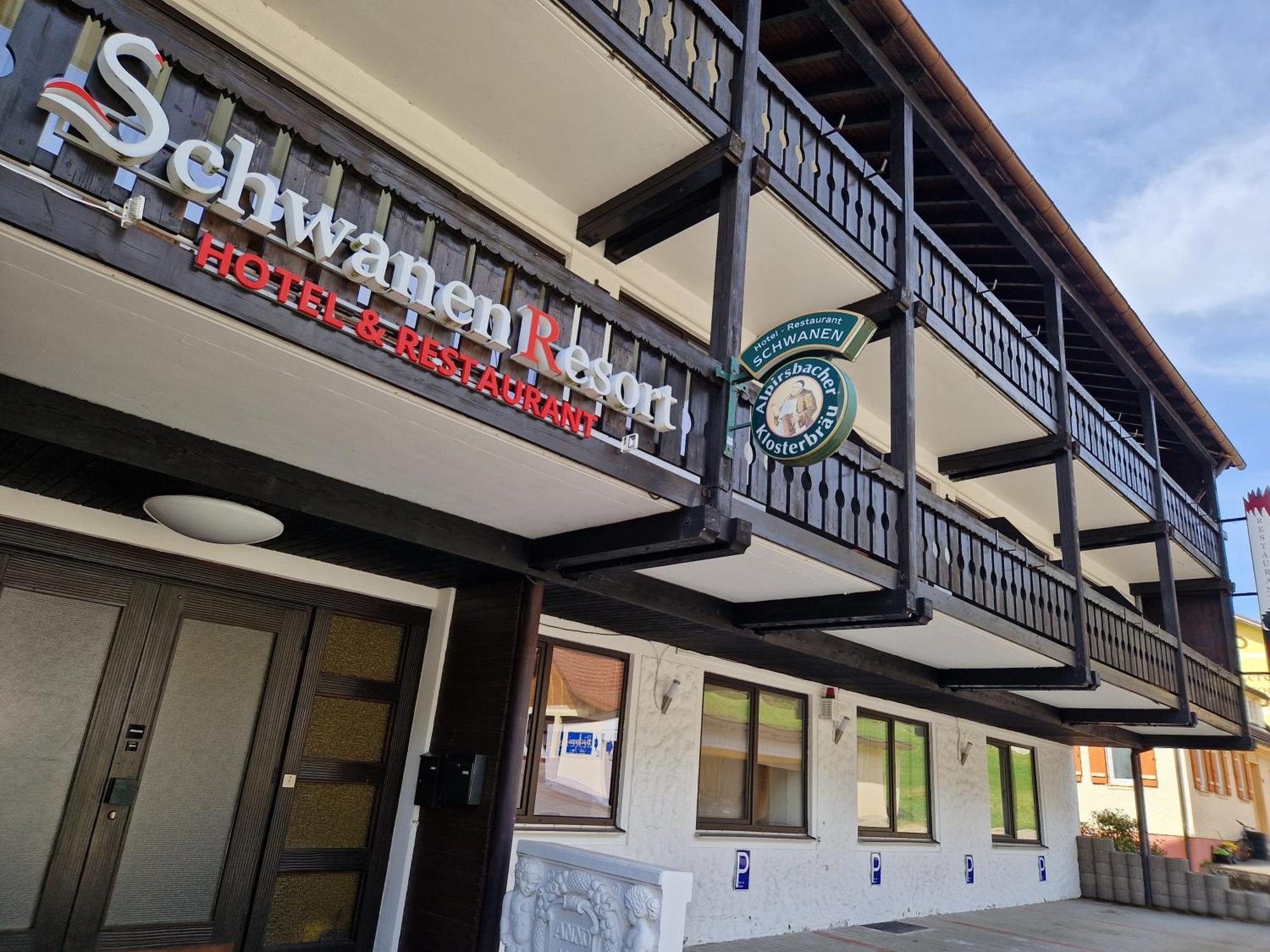 Schwanen-Resort Baiersbronn Extérieur photo