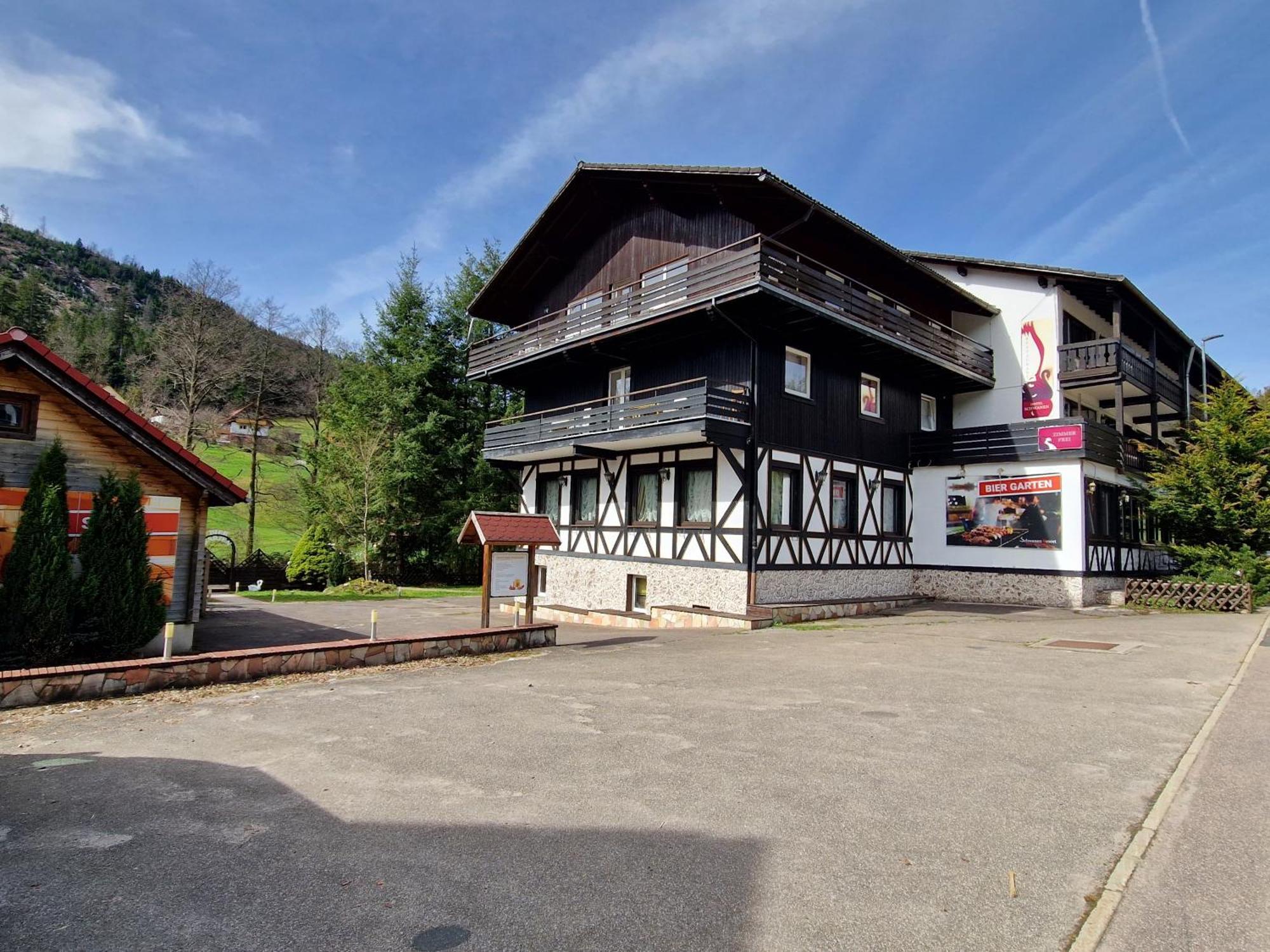 Schwanen-Resort Baiersbronn Extérieur photo